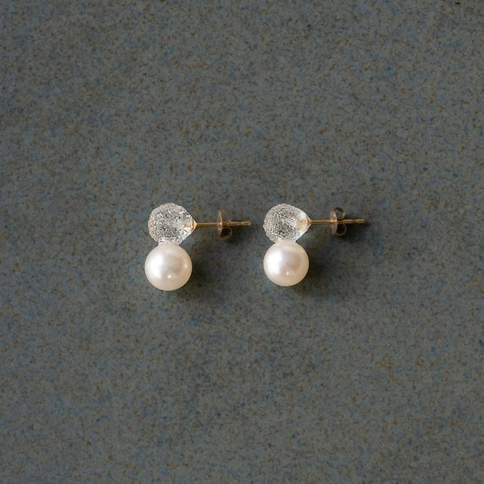 Snow Pearl Earrings